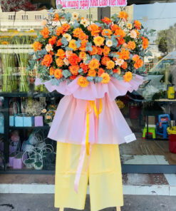 Kệ hoa sắc màu