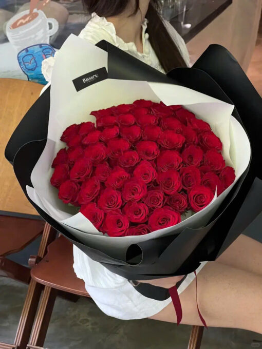 Đóa hồng kiêu sa