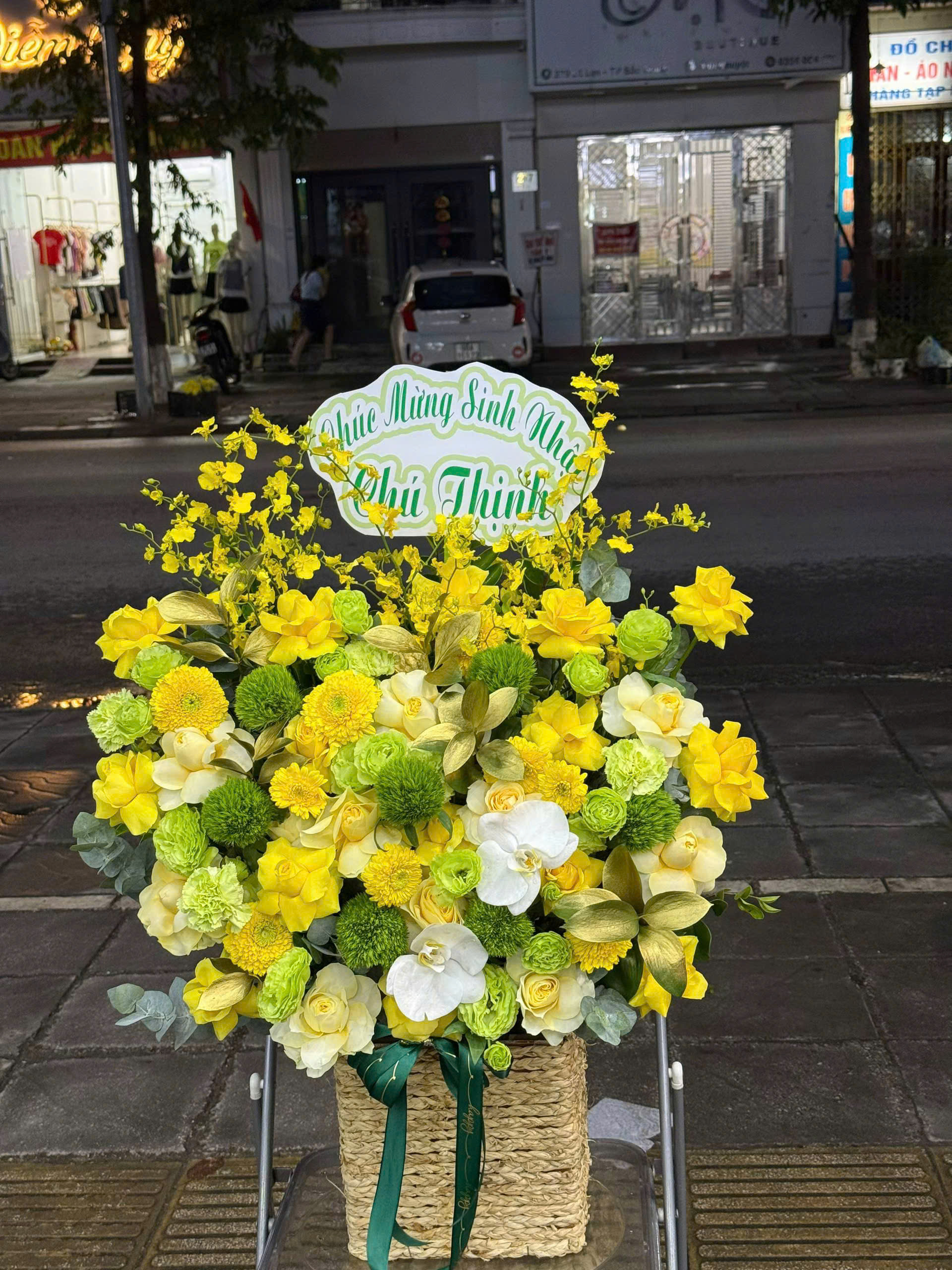Giỏ hoa “Thiên Hương”