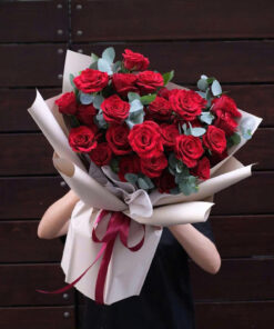Sắc Đỏ Cổ Điển 🌹