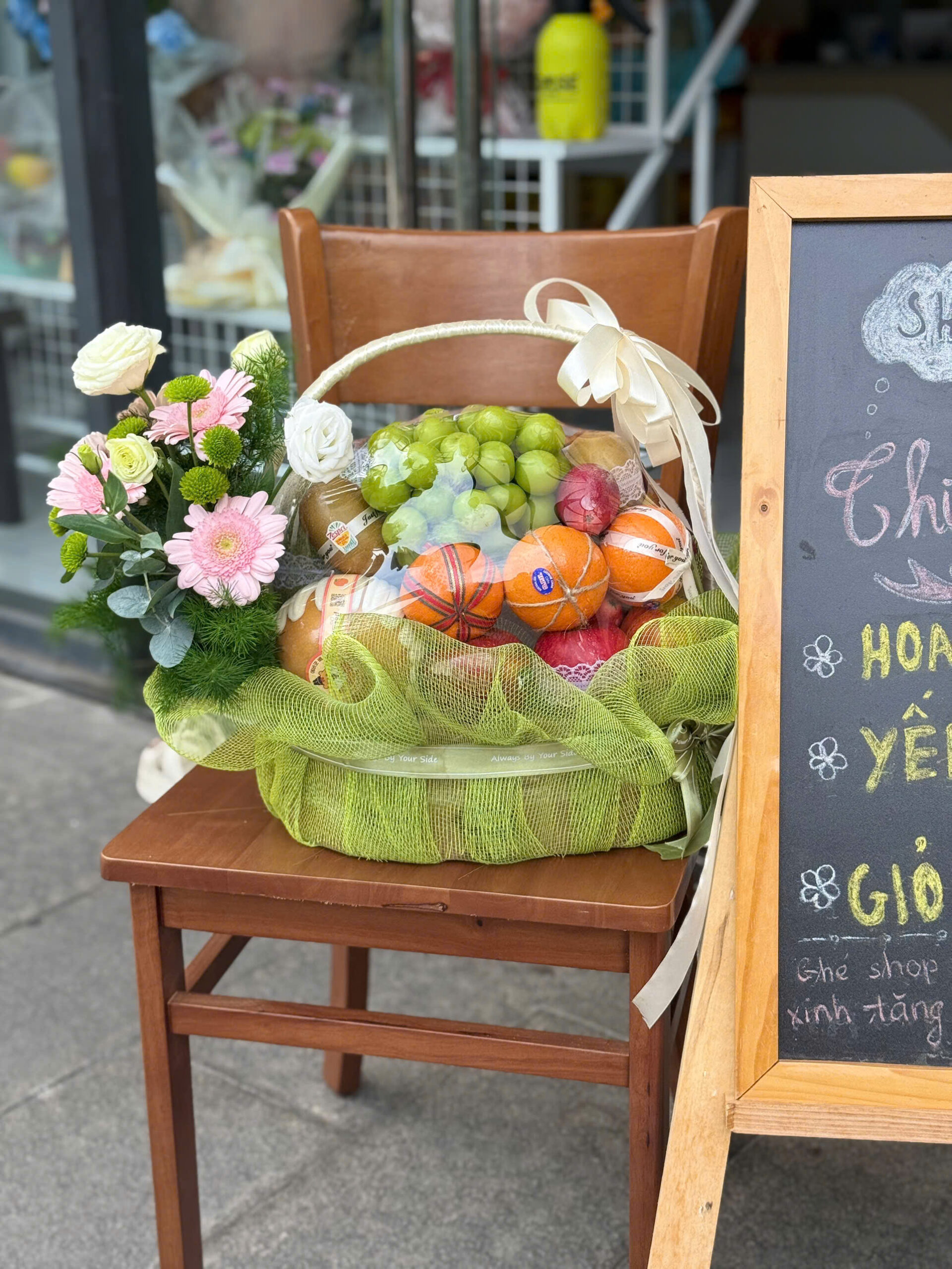 Giỏ Quà Tặng: Vườn Xuân Tươi Xanh 🌿🍏