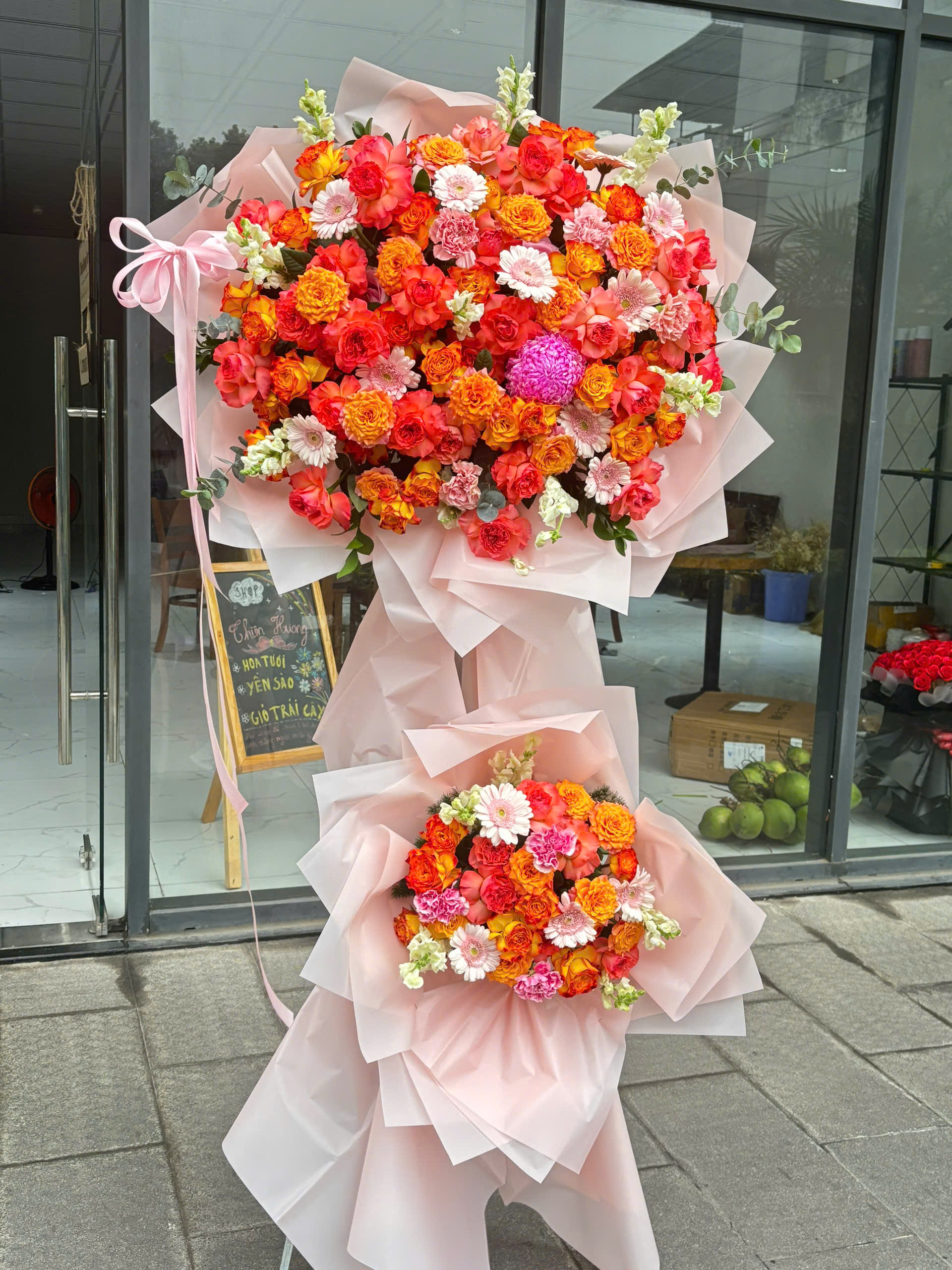 Hồng Ánh Vinh Hoa " Kệ Hoa"